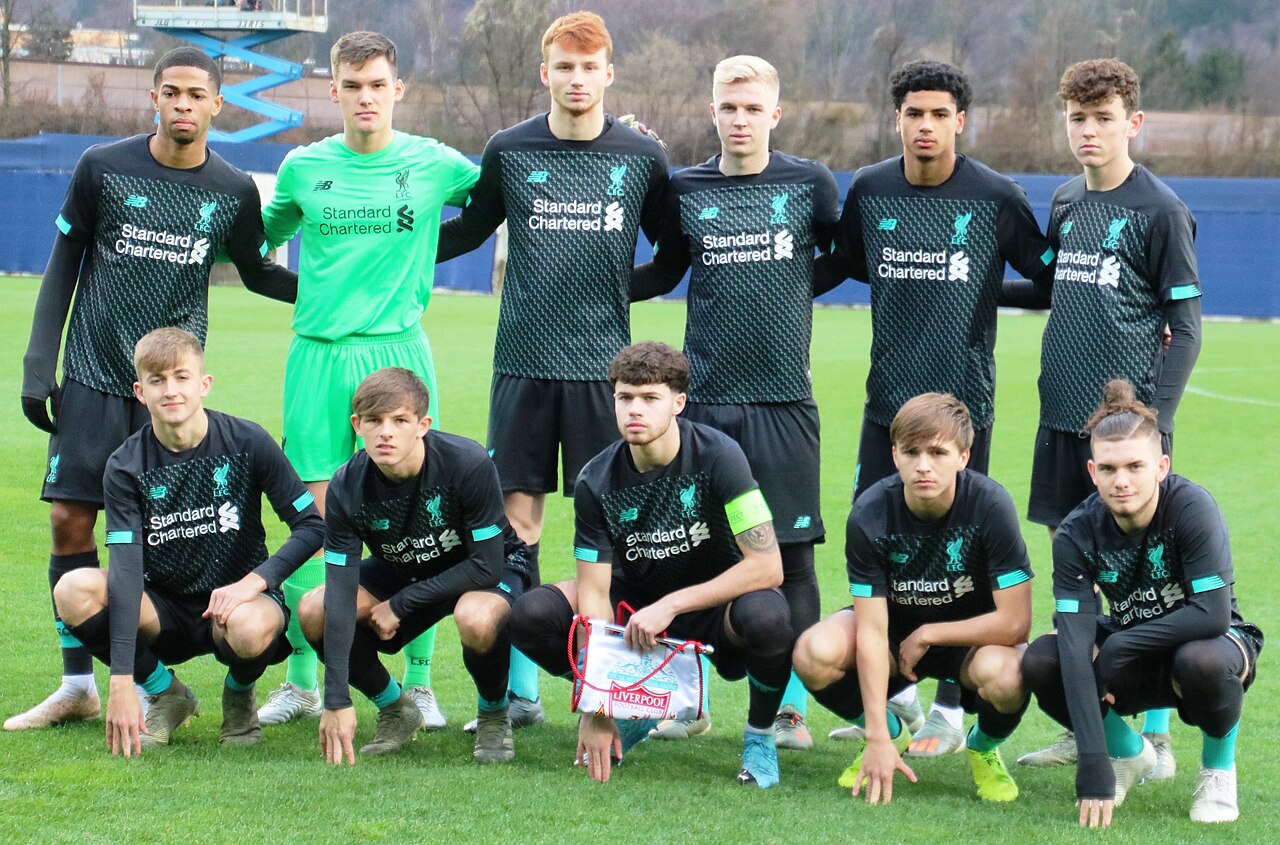 FC Salzburg U19 gegen Liverpool FC U19(UEFA Youth League 10.Dezember 2019) 29.jpg