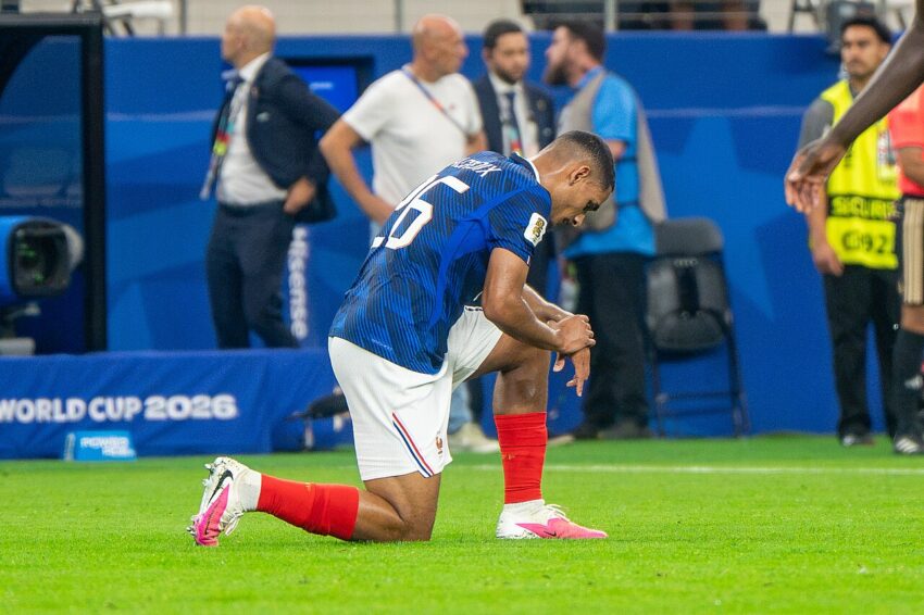 Maxence Lacroix in France national team kit during match against Spain