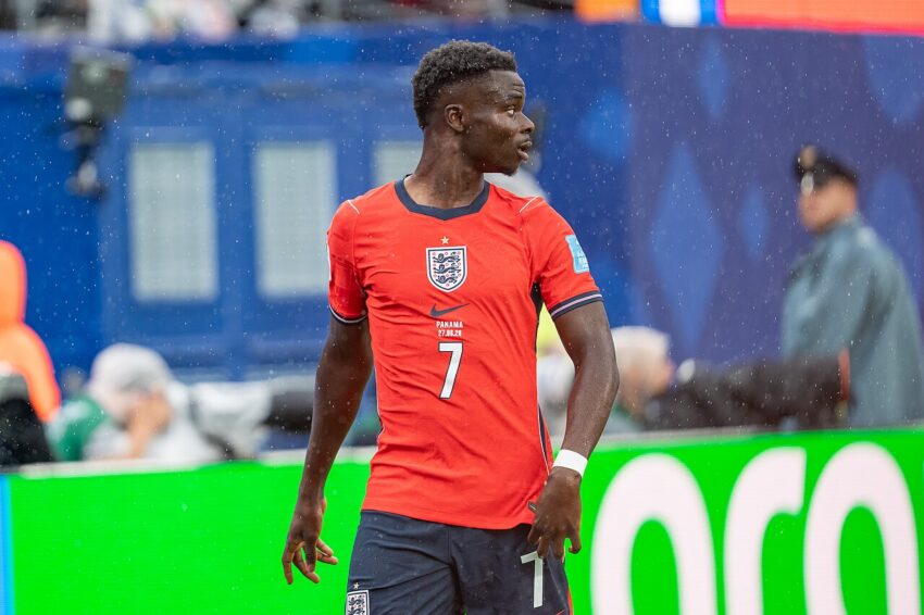Bukayo Saka in Arsenal kit during match preparation