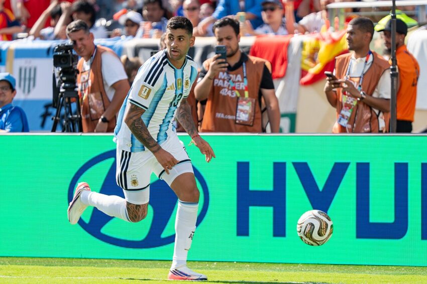 Cristian Romero in Argentina national team kit