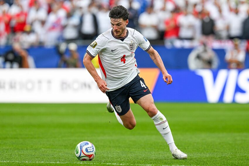 Declan Rice in Arsenal kit during Community Shield preparation