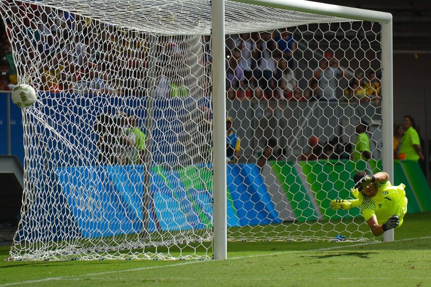 Gerónimo Rulli in goalkeeper kit